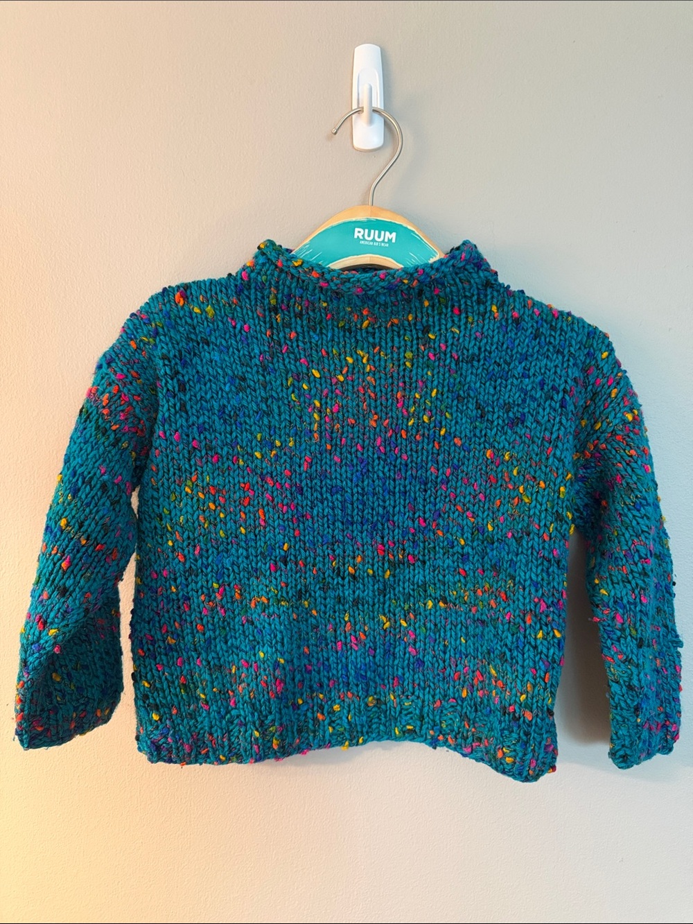 Vintage 80’s hand knit sweater 2/3